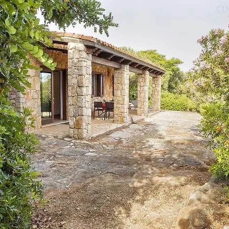 Olivastri With Pool In The Nature Park Of Porto Conte Santa Maria la Palma