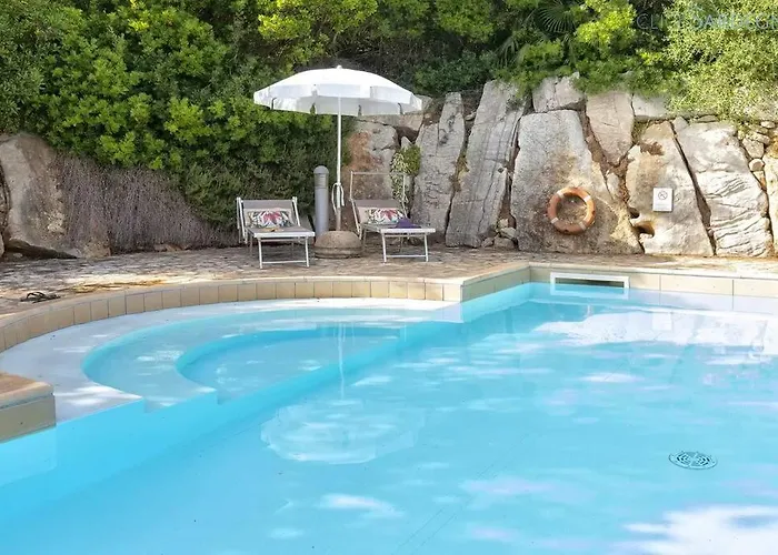 Villa Olivastri With Pool In The Nature Park Of Porto Conte Santa Maria la Palma