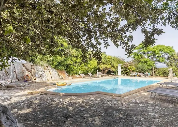 Olivastri With Pool In The Nature Park Of Porto Conte Villa