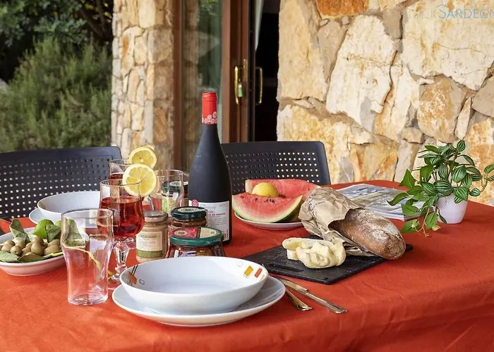 Olivastri With Pool In The Nature Park Of Porto Conte *
