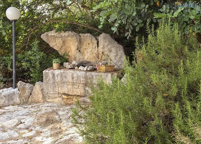Olivastri With Pool In The Nature Park Of Porto Conte